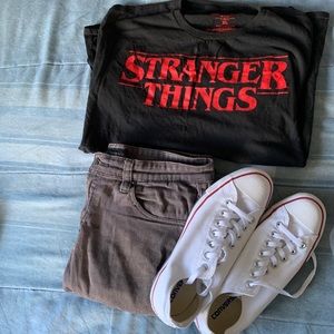 ❌2 for $10❌ Stranger things t-shirt XL
